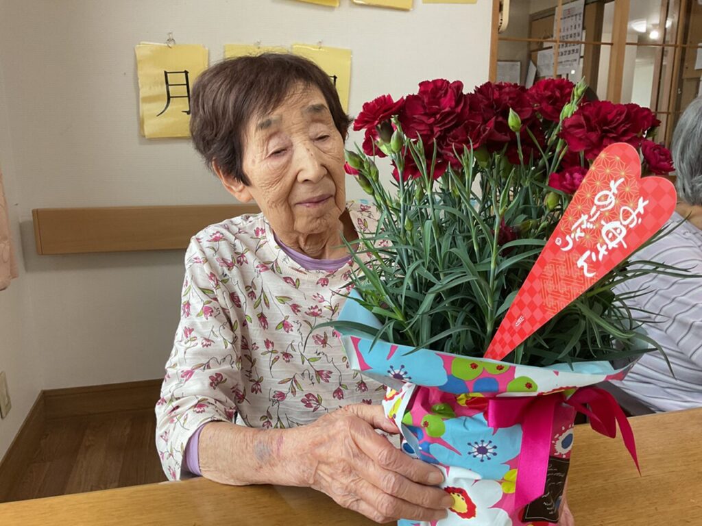 🎂５月お誕生日会＆母の日🌸